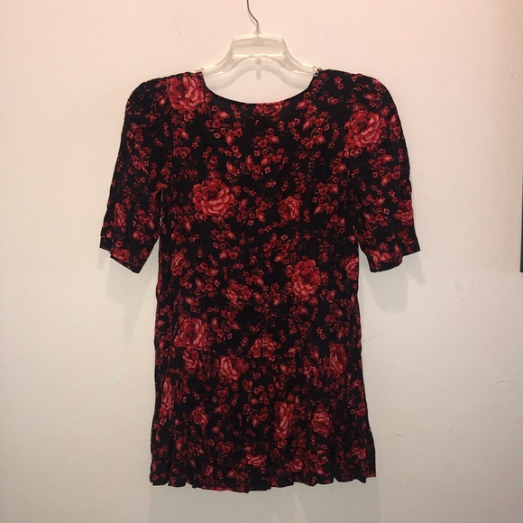 Free people blk/red floral tunic top.  Xs - Picture 8 of 9